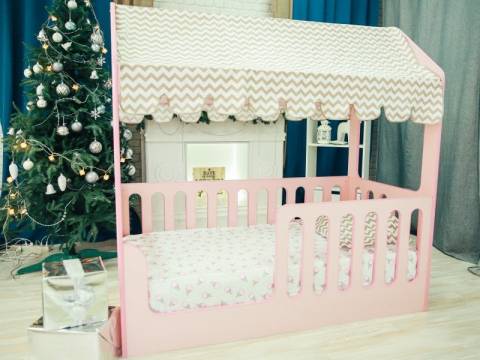 Кровать-домик ЛДСП розовый