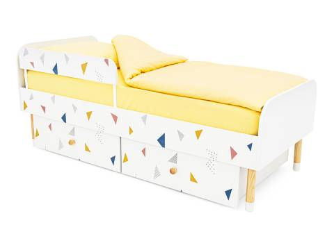 Кровать Stumpa Классика с бортиком и ящиками Треугольники желтый, синий, розовый